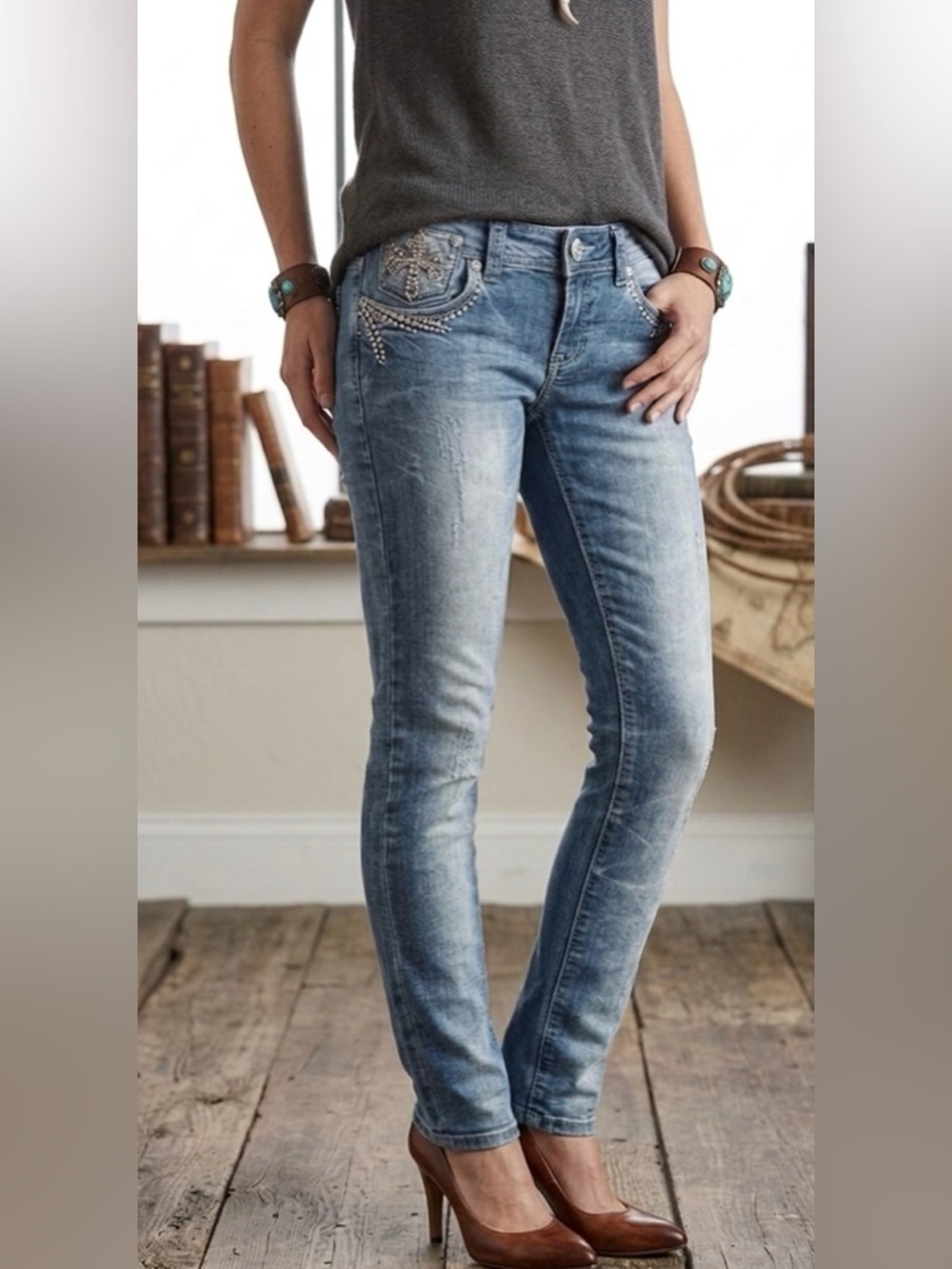 Grace in LA is known for its "Easy Fit" known for the vintag-inspired look.